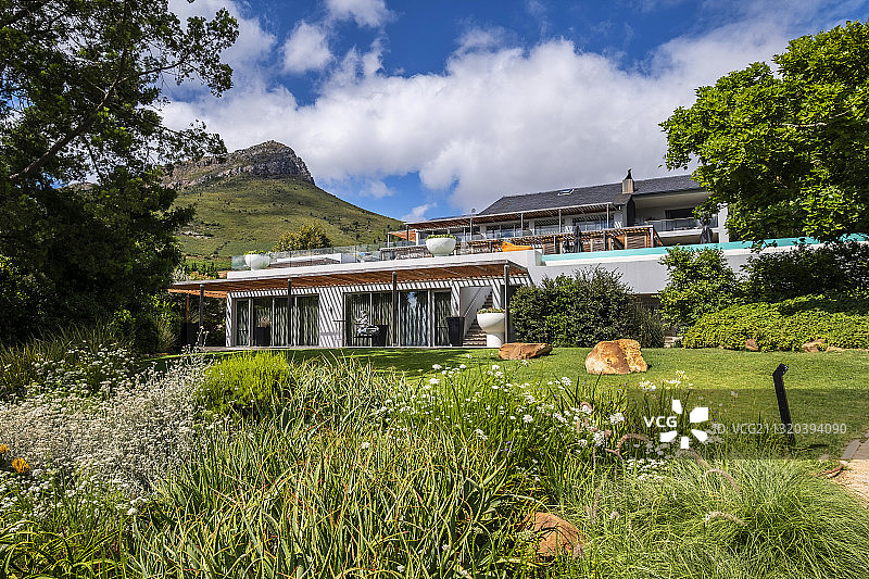 南非开普酒乡斯泰伦布什的云雾庄园图片素材