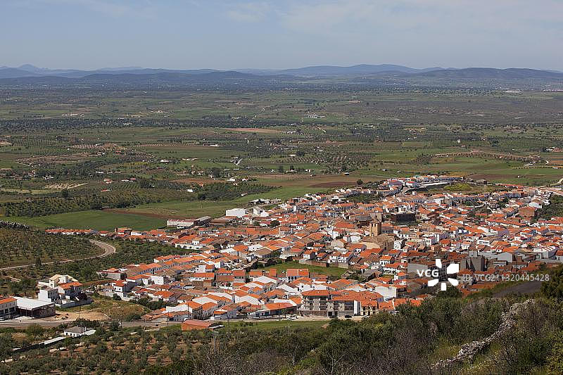 西班牙埃斯特雷马杜拉拉塞雷纳卡斯图埃拉的村庄图片素材