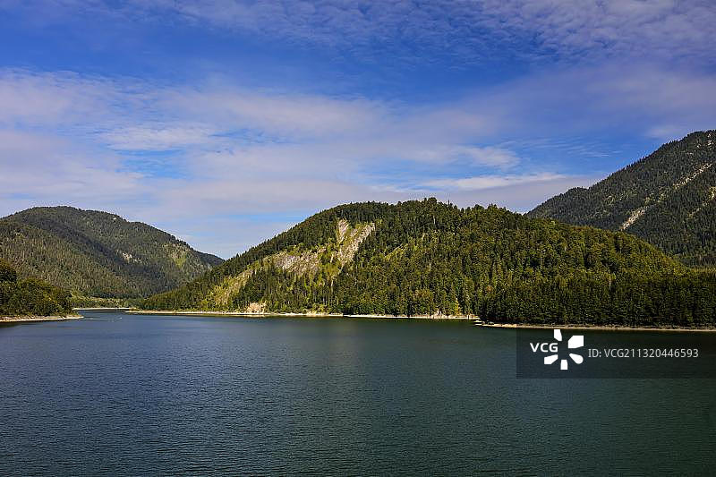 德国上巴伐利亚伊萨尔河谷的西尔文施泰因水库图片素材