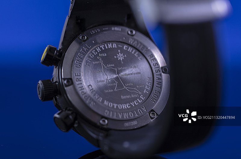 机械表后盖。图片素材