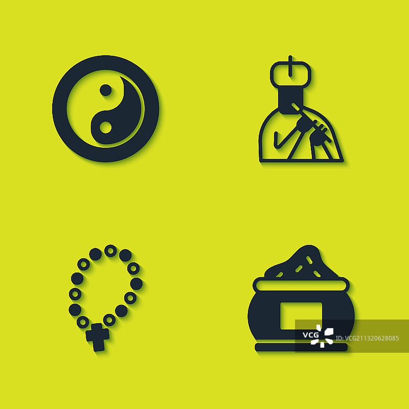 阴阳图案、印度香料和念珠图片素材