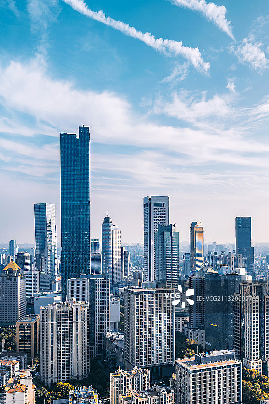 中国江苏南京城市天际线德基广场晴天风光图片素材