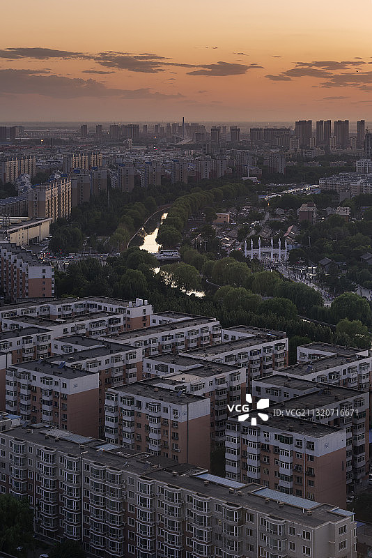 城市黄昏图片素材