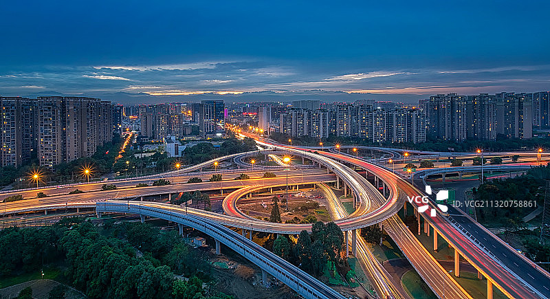 成都 城市天际线 夜景 发展 成华区 高新区 金牛区 车流图片素材
