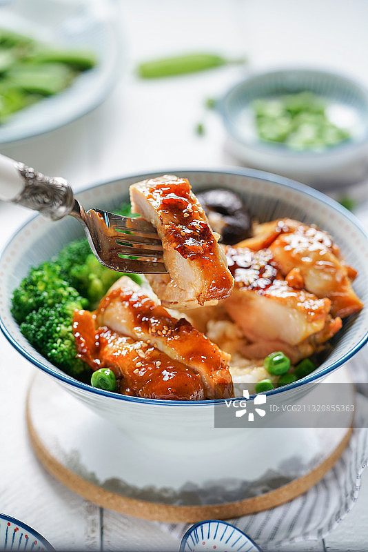 照烧鸡排饭图片素材