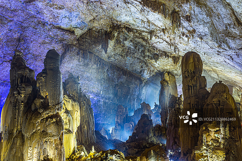 织金洞喀斯特溶洞图片素材