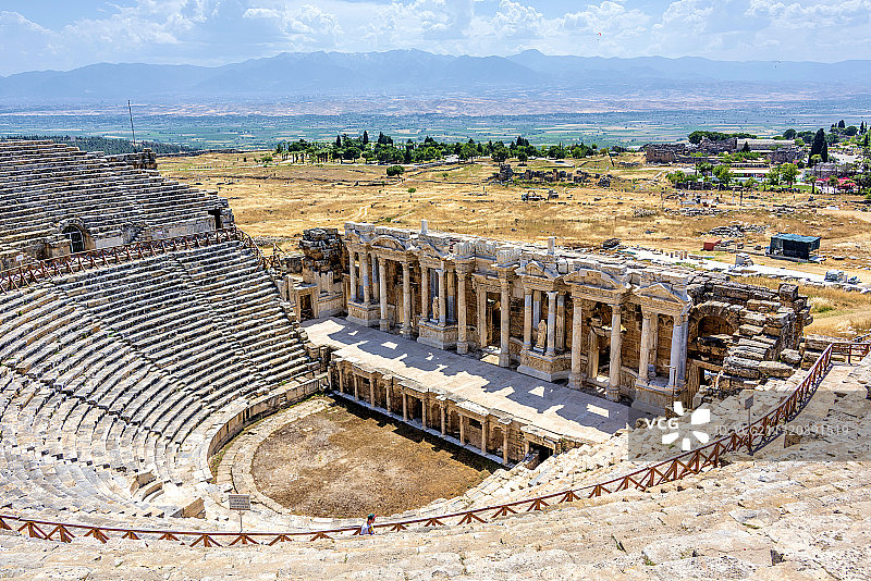 土耳其棉花堡赫拉波利斯古城大剧场图片素材