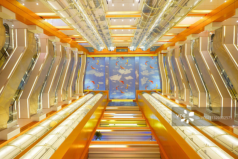 金碧辉煌的穹顶图片素材