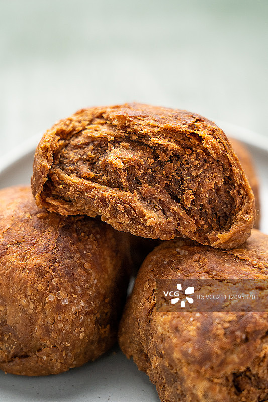 老北京传统特色旅游特产旅行打卡历史传统小吃糖火烧图片素材