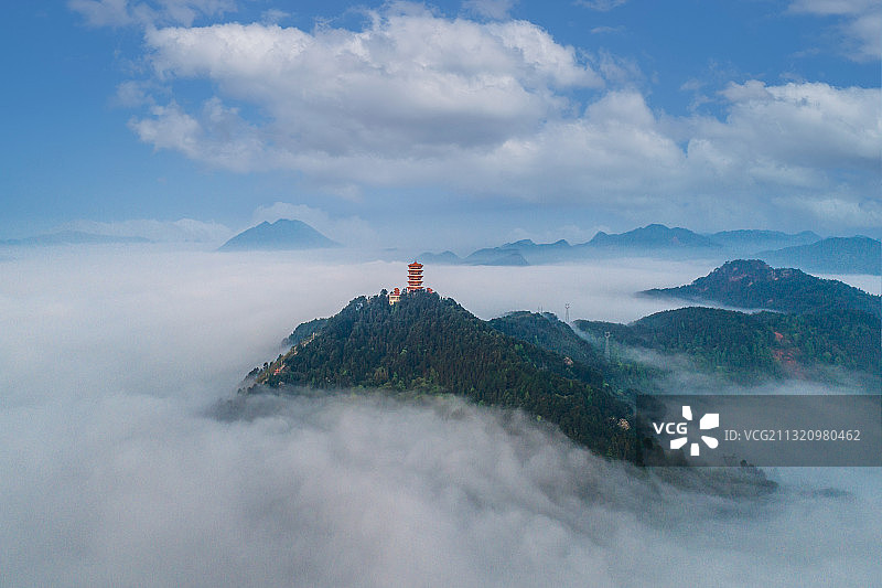 《金字塔》图片素材