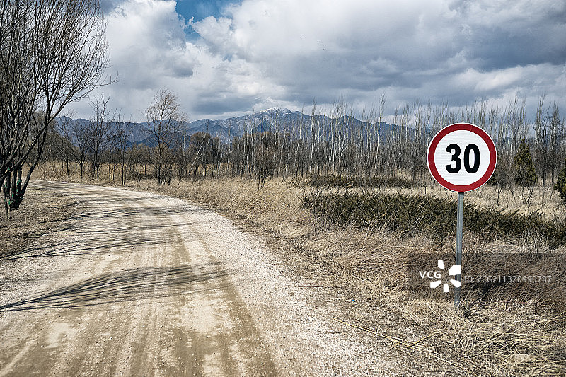 山区道路图片素材