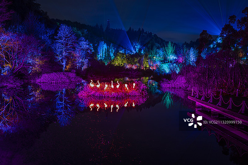 天河潭景区夜景图片素材