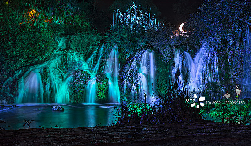 天河潭景区夜景图片素材