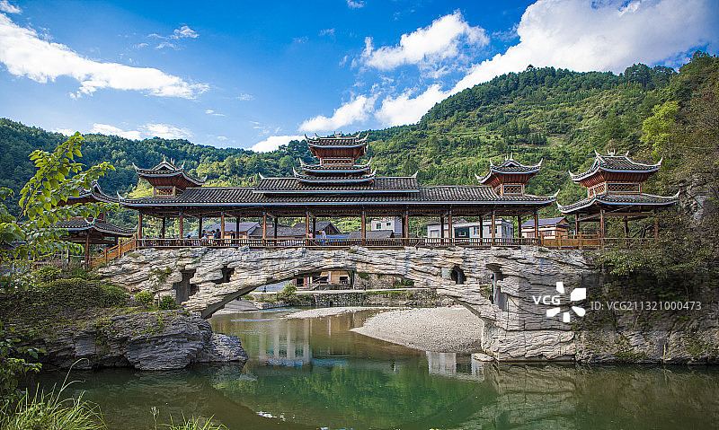 石桥村大岩脚-古法造纸遗址图片素材