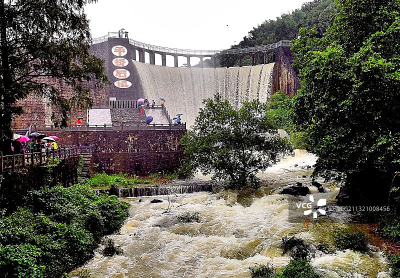 平桥石坝图片素材