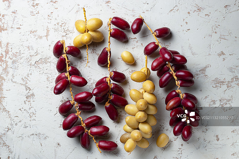 高角度的水果在桌子上图片素材