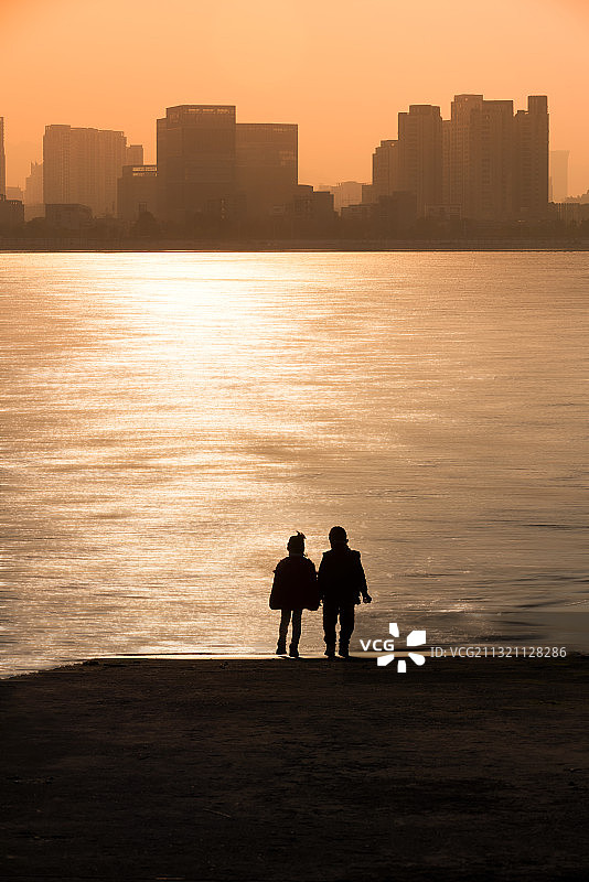 七都堤坝图片素材