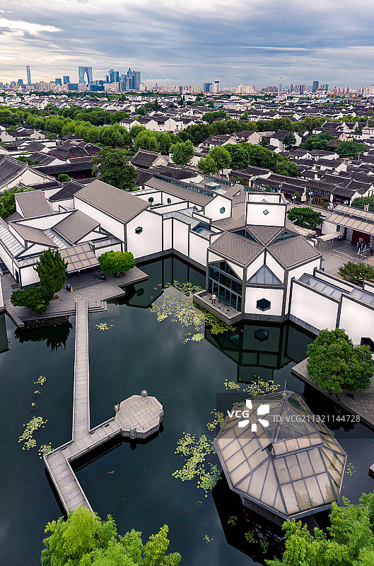 苏州古城与新城图片素材