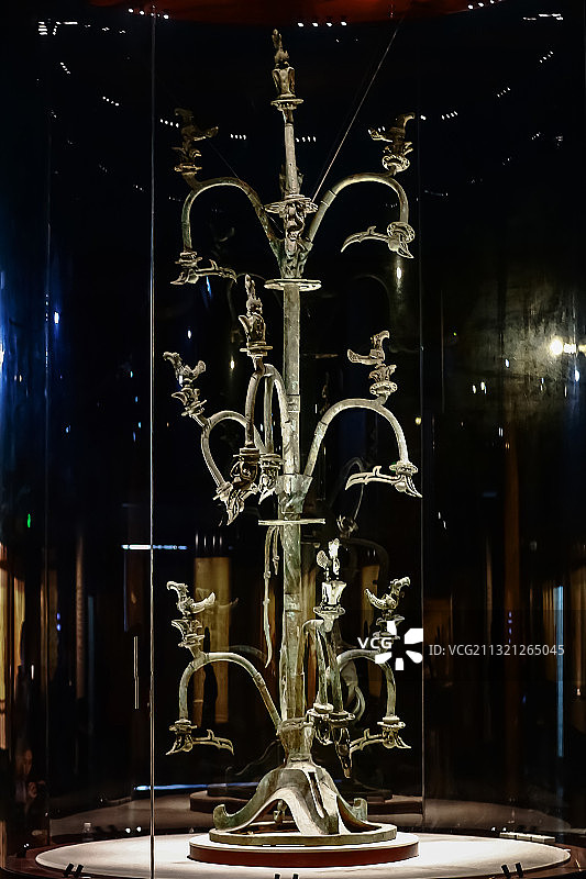 三星堆青铜神树全景图片素材