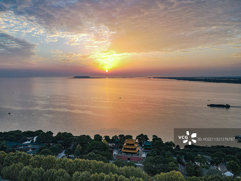 岳阳楼的夕阳图片素材