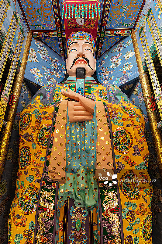 无锡鼋头渚太湖仙岛凌霄宫玉皇大帝塑像，庄严壮观，国内之最图片素材
