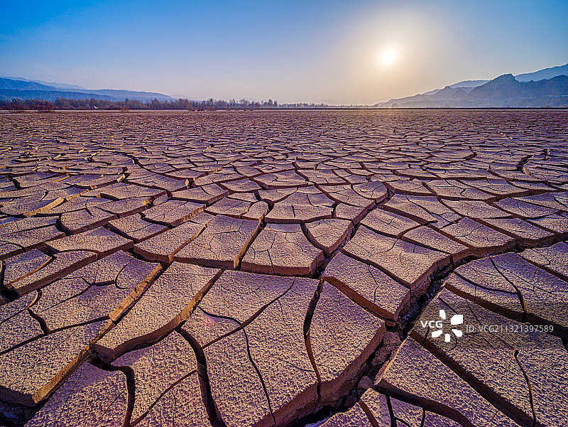 干涸的土地图片素材