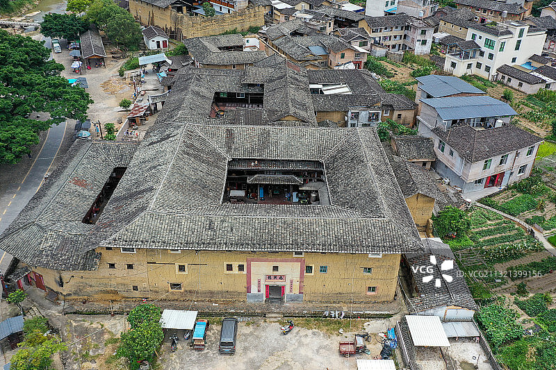 世界文化遗产福建土楼之永定洪坑土楼群图片素材