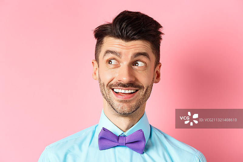 一个年轻人的肖像图片素材