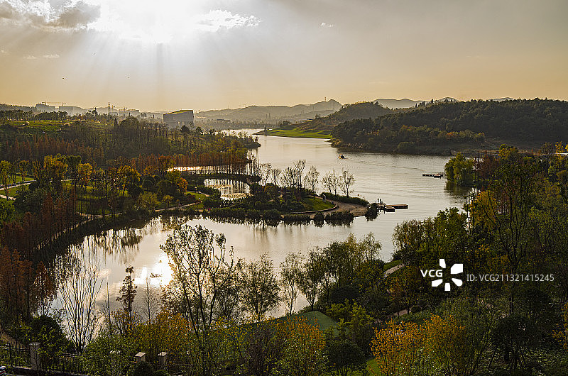 L1000823贵州贵阳观山湖区阅山湖公园秋日2016.11图片素材