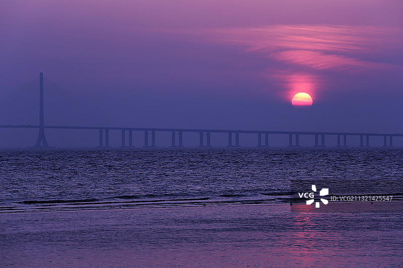 日落崇明长江大桥图片素材