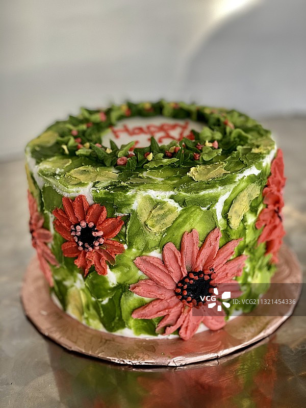 桌子上蛋糕的特写图片素材