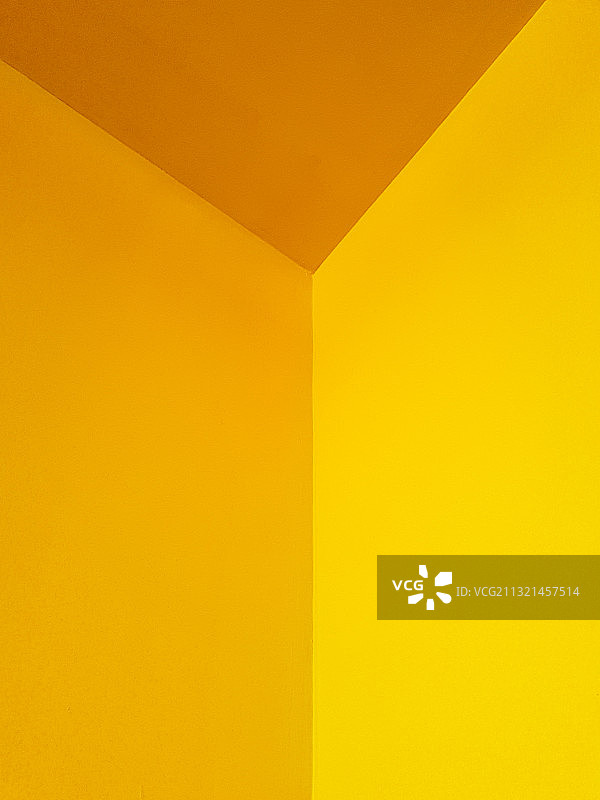 黄色墙壁完整画面图片素材