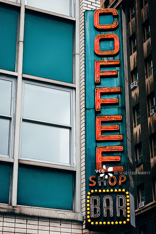 仰视建筑物图片素材