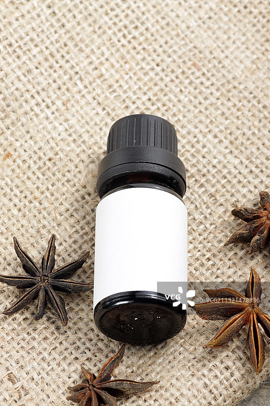 桌子上摆放的香料特写，雅加达，印度尼西亚图片素材