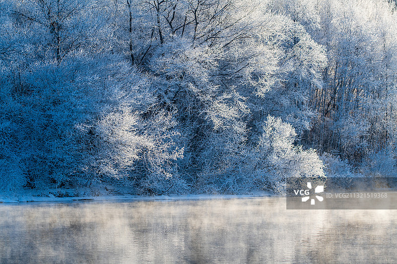 库尔滨水库冬季雾凇图片素材