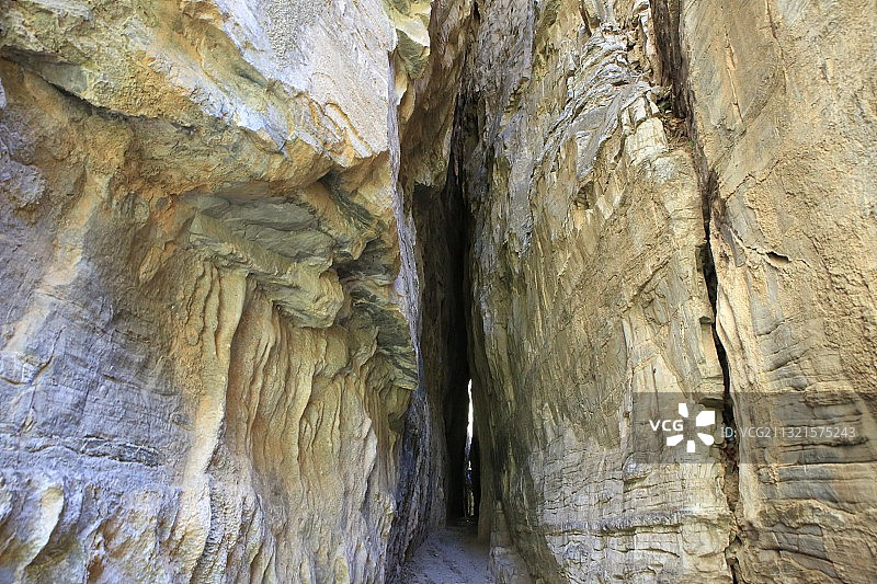 北京市房山区十渡孤山寨一线天图片素材