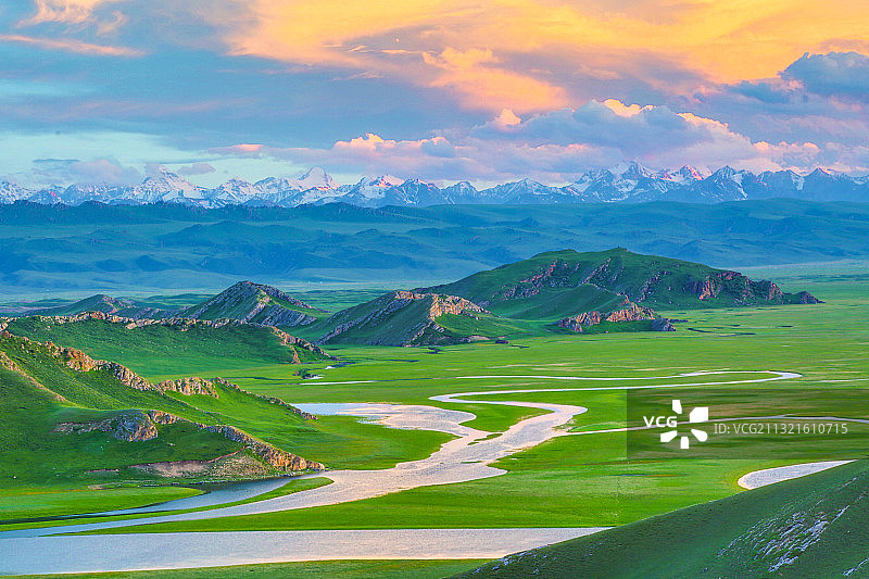 巴音布鲁克图片素材
