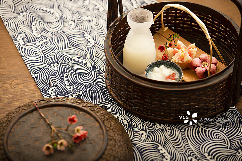 中华美食酒酿圆子和点心图片素材