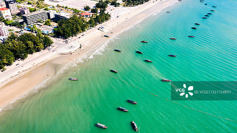 万尾金滩图片素材