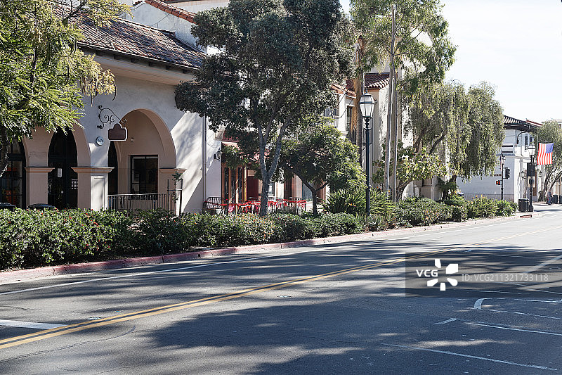 美国小镇和空旷的街道图片素材