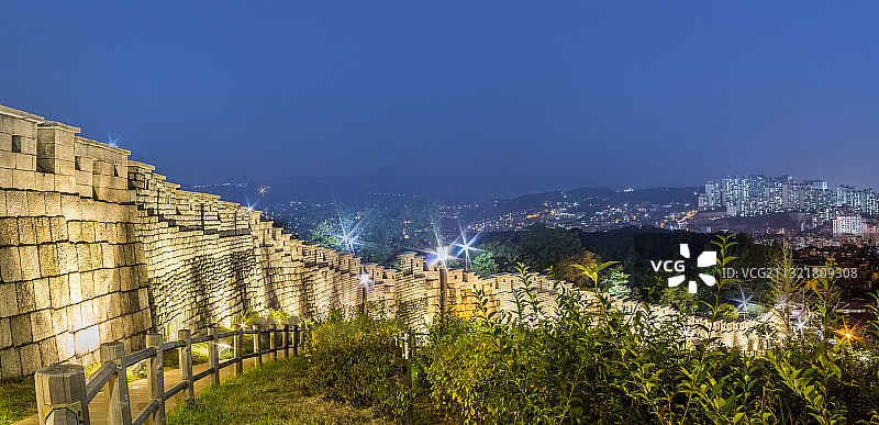 韩国 城墙 历史 骆山公园图片素材