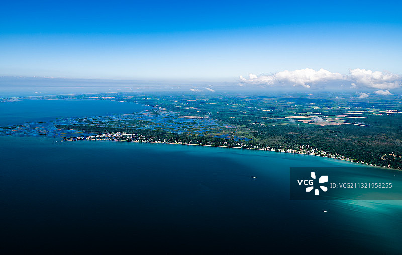 加拿大长角的蓝天大海航拍图片素材