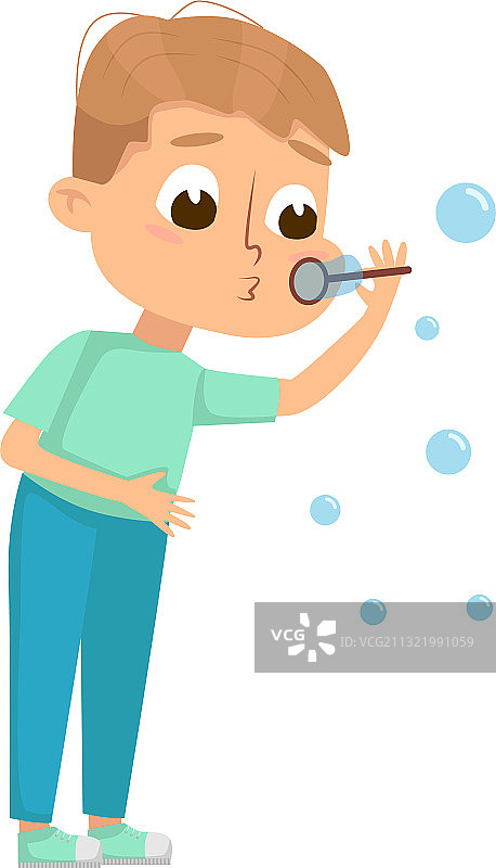 吹肥皂泡的可爱男孩图片素材