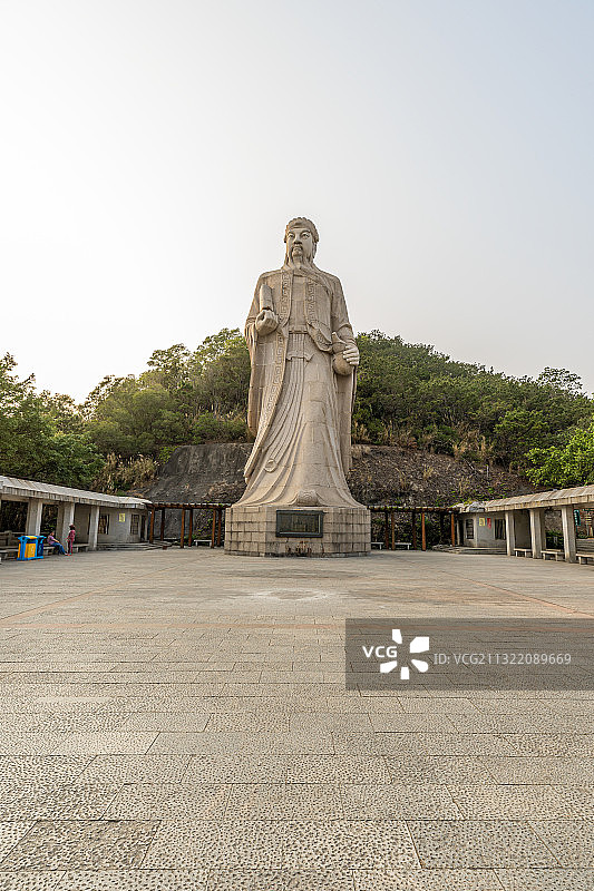 厦门青礁慈济宫保生大帝雕像图片素材
