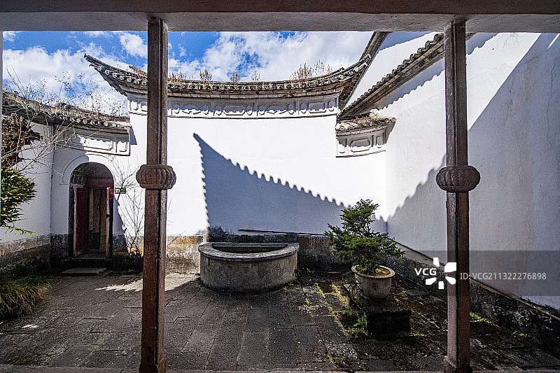 云南省腾冲市和顺古镇艾思奇故居图片素材