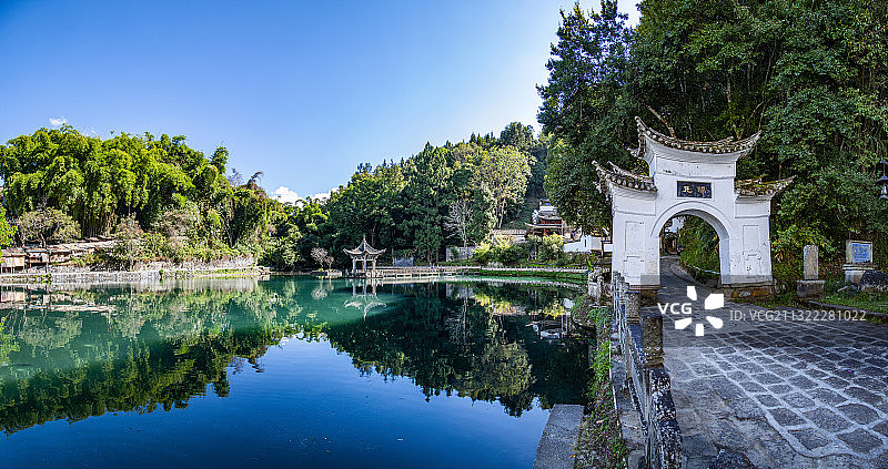 云南省腾冲市和顺古镇龙潭图片素材