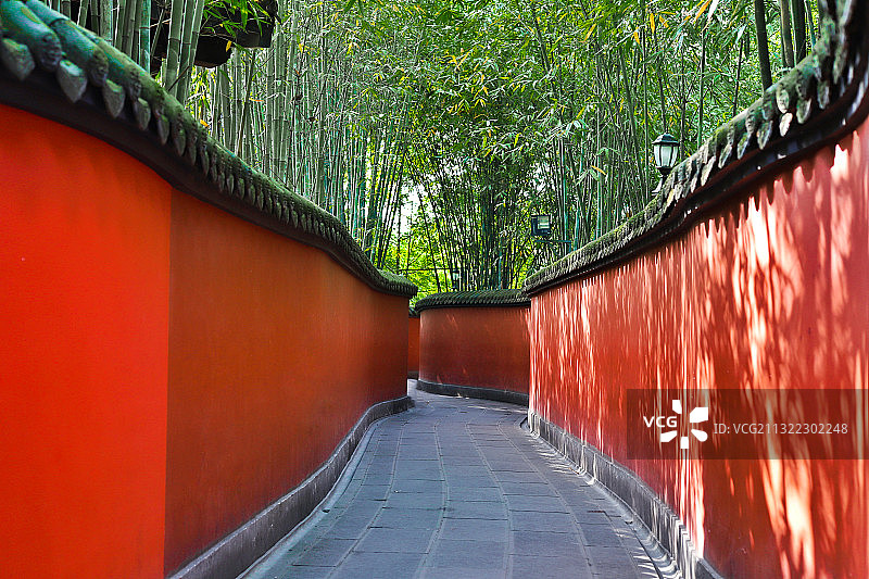 中国四川成都市武侯祠长廊和竹林图片素材