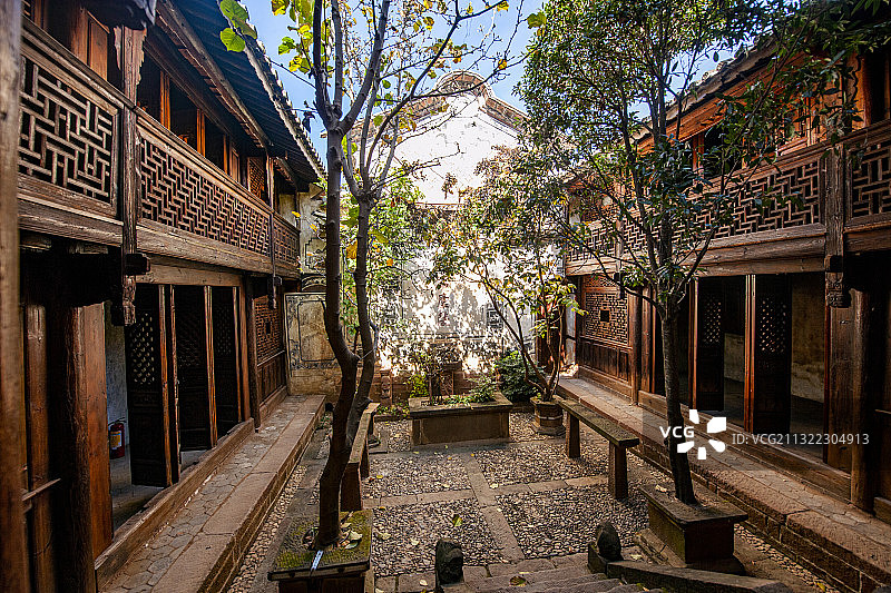 云南省大理白族自治州剑川县沙溪古镇欧阳大院图片素材