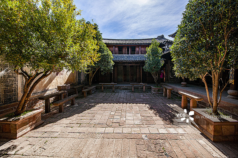 云南省大理白族自治州剑川县沙溪古镇欧阳大院图片素材