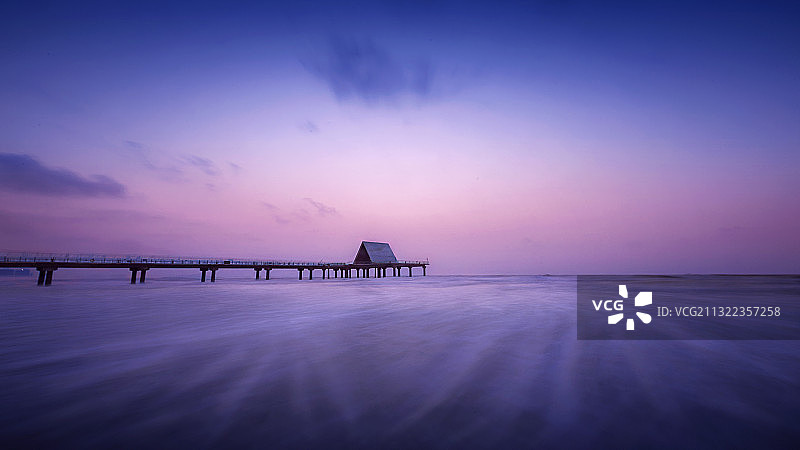 日出而未出图片素材